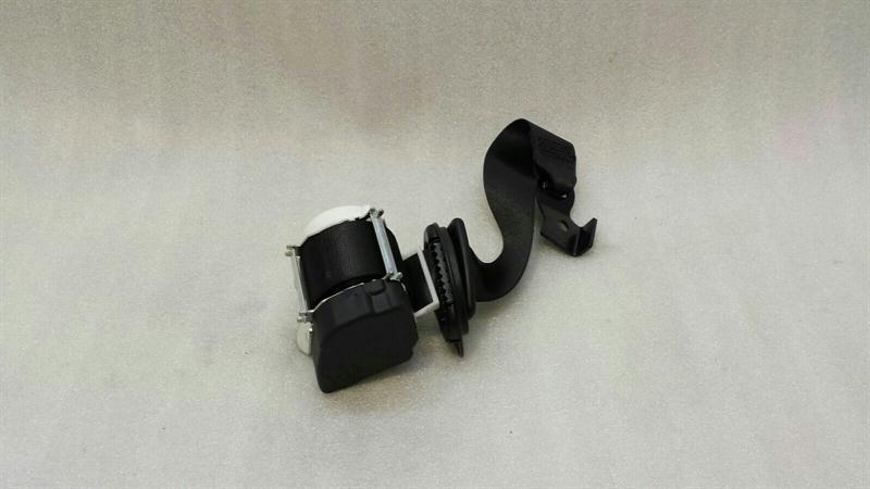 Mini One, Cooper (F55 / F56 / F57) 2014-2024 MINI COOPER F56 left rear seat belt 7313363 seat belt rear left