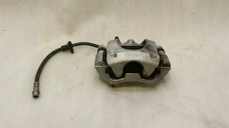 Mini One, Cooper (F55 / F56 / F57) 2014-2024 MINI COOPER F56 F55 F57 right front caliper 6860262 caliper front right