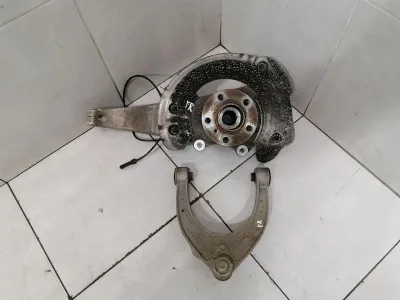 Moyeu avant droit pour BMW i8 Hybrid 31216858214 Boîtier de roulement de roue avant droit