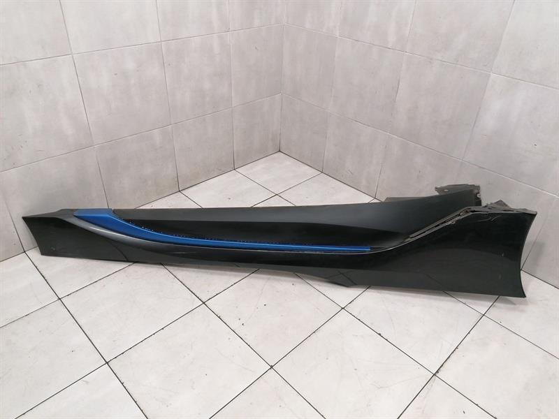 BMW i8 (l12, l15) 2014-2021 BMW i8 Hybrid Side Skirt 51777404142 Side Sills RIGHT 517773368