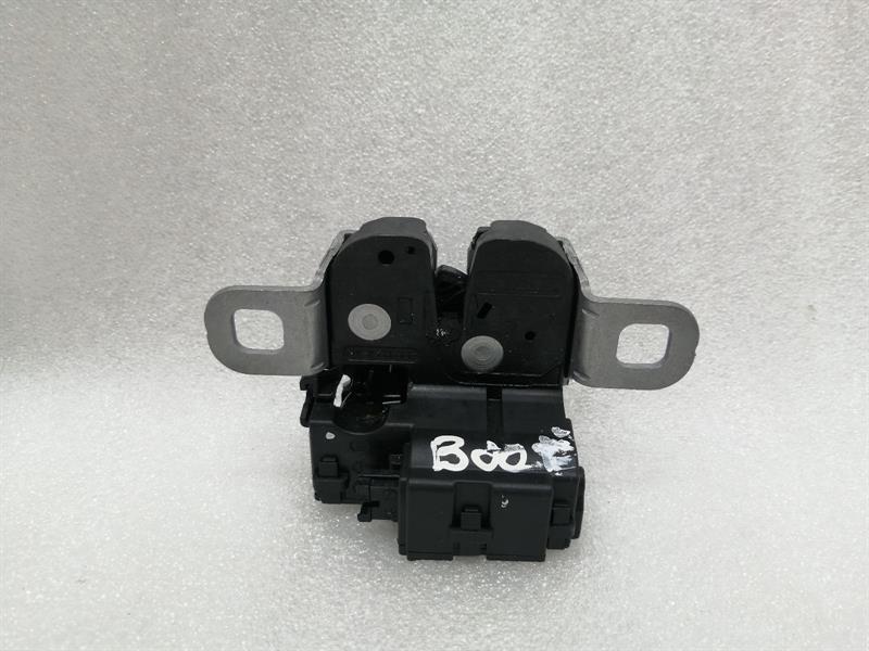 BMW i8 (l12, l15) 2014-2021 BMW i8 Hybrid Boot Lock 9802312 Tailgate Lock