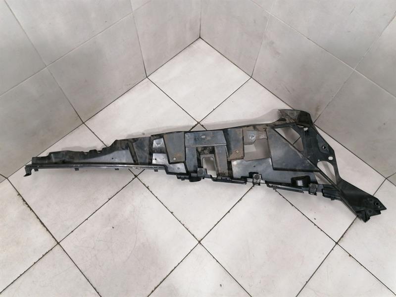 BMW i8 (l12, l15) 2014-2021 BMW i8 hybrid holder bracket 51437336312 holder carrier right rear 1/4 panel