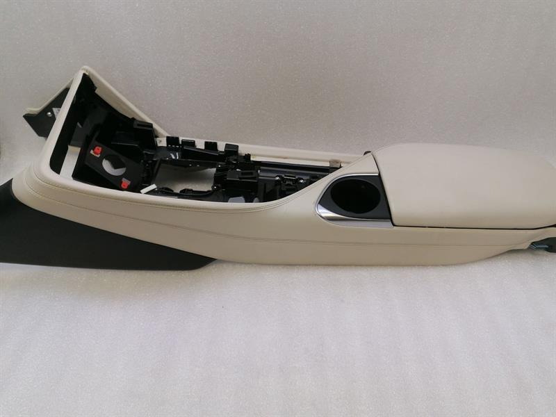 BMW i8 (l12, l15) 2014-2021 BMW i8 hybrid armrest 51169290584 center armrest armrest ivory white rhd