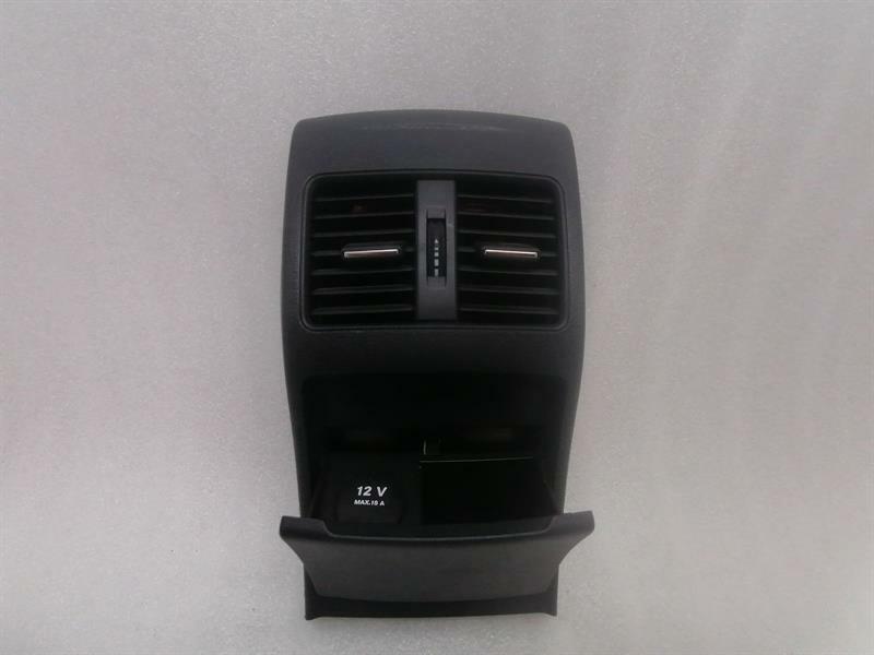 Mercedes-Benz CLA (C174 / C178) 2025-... Mercedes CLA W117 C117 rear air vent A2468300502 ventilation nozzle ventilation grille