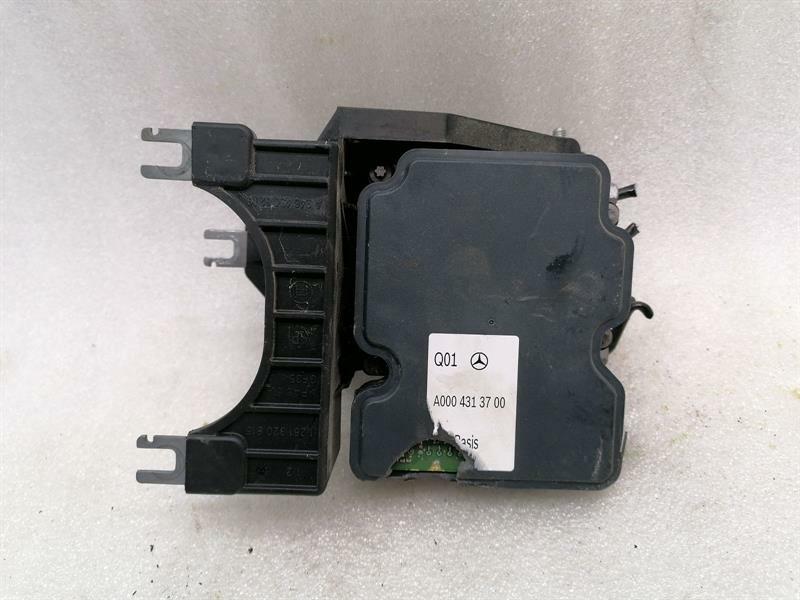 Mercedes-Benz CLA (C117) MERCEDES CLA W117 C117 A.B.S PUMP A0004311600 ABS PUMP HYDRAULIC BLOCK FAULTY!!! Body type: Saloon
Fuel: Petrol