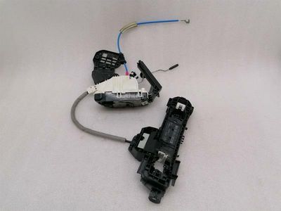 Mercedes CLA W117 C117 bak vänster dörrlås A2047302735 dörrlås bak vänster