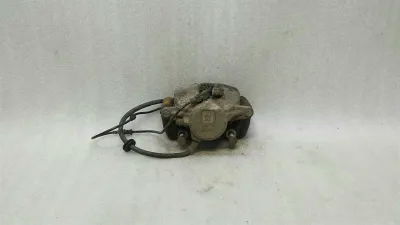 Mercedes C-Klasse W204 Bremssattel Vorne Rechts A2044212281 Bremssattel Vorne Rechts