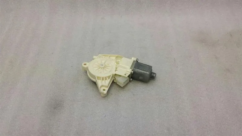 Mercedes C Class W204 Door Window Motor A2048200242 Window Regulator Motor Left