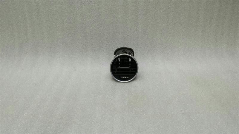 Mercedes C Class W204 Air Vent A2048306254 Air Vent Vent Grille Right