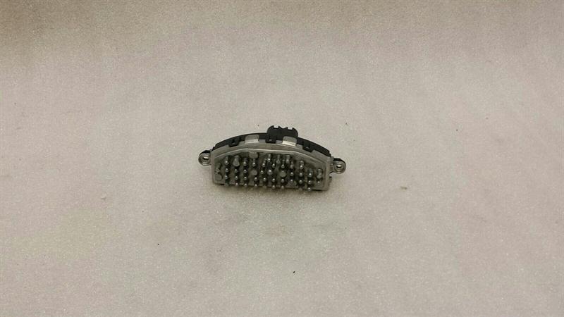 BMW 1 (F20 / F21) BMW 1 Series F20 Heater Resistor 9319919 Blower Regulator Regulator Body type: Hatchback
Fuel: Petrol