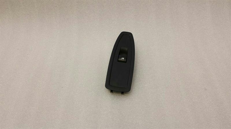 BMW 1 (F20 / F21) BMW 1 Series F20 Window Switch 7283835 Power Window Switch Body type: Hatchback
Fuel: Petrol