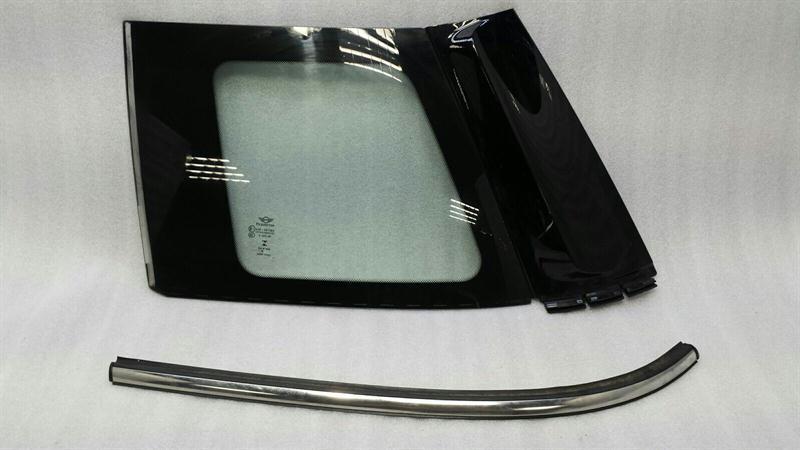 Mini Countryman, Paceman (R60 / R61) 2010-2017 Mini Countryman R60 Left Rear 1/4 Glass 9801507 Door Panel 1/4 Rear Li