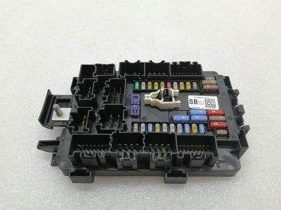 Tesla Model S 75 Säkringsdosa 1034409-00-B Säkringsdosa