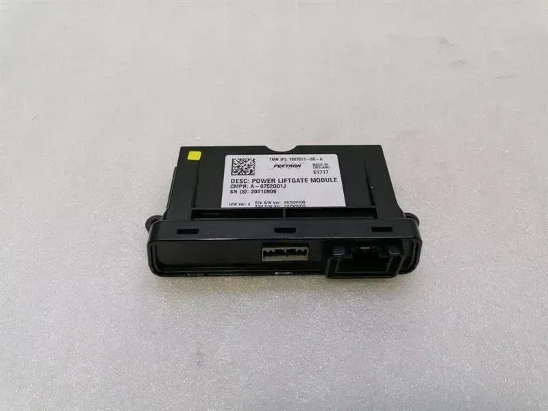 Tesla Model S Electronic module Tesla Model S 75 Electronic Module 1007511-00-A...
