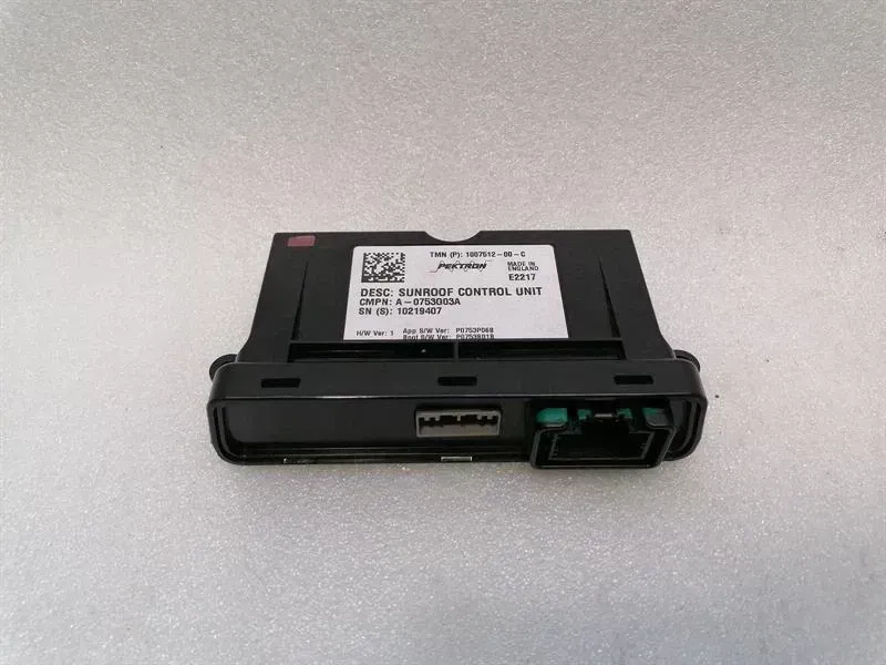 Tesla Model S Electronic module Tesla Model S 75 Electronic Module 1007512-00-C...