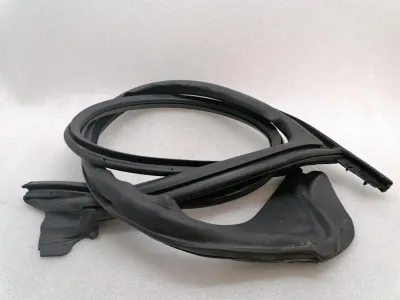 Tesla Model S 75 Front Left Door Seal 6009583-00-N Door Seals Front Left