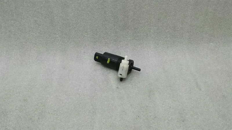 Mercedes R Class W251 Washer Fluid Pump 060607 Washer Water Pump W164