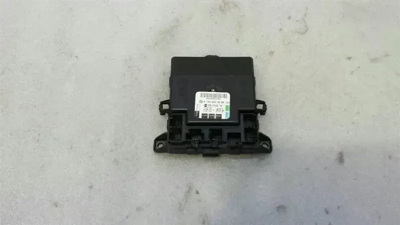 Mercedes-Benz A (W169) Mercedes R Class W251 FRH Door Module A1648203885 Door Control Unit Front Right