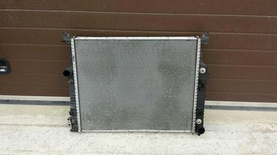 Комплект радиатора Mercedes R-класса W251 A2515000054 Комплект радиатора M272 V6