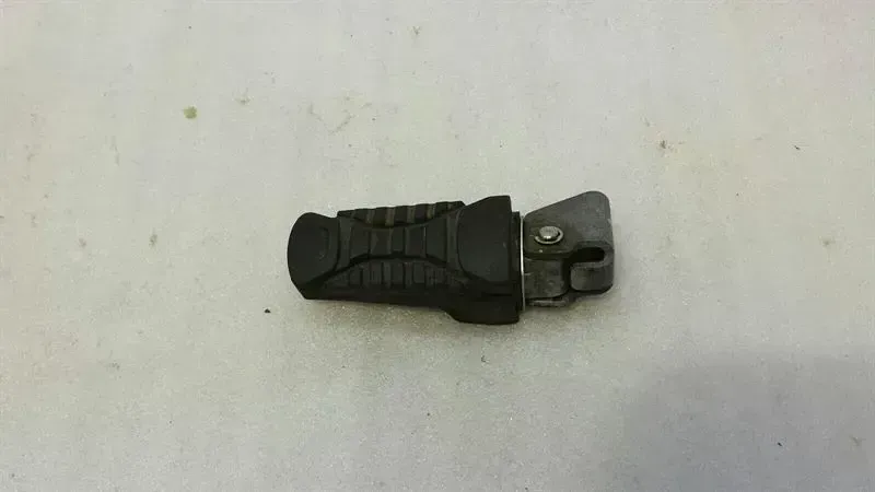 BMW 6 (F06 / F12 / F13) BMW C600 SPORT Left Footrest 8528795 Left Foot Pegs