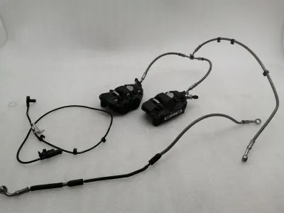 Jeu d&#39;étriers de frein avant pour BMW R1250RT K52 34118405107