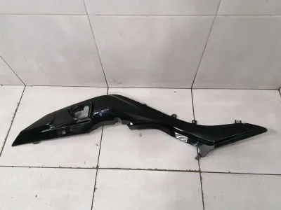BMW R1250RT K52 8533577 Задняя левая накладка на панель отделки
