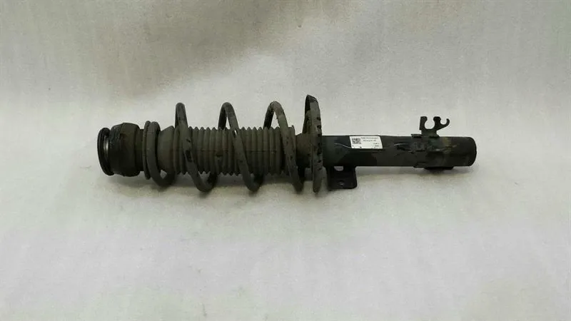 Audi A1 8X shock absorber front right 6R0413031AR shock absorber front right