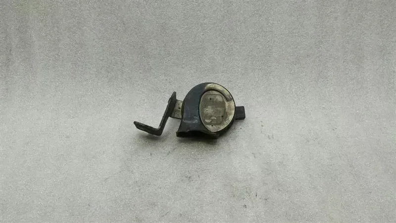 Audi A1 (8X) Audi A1 8X Horn 8X0951210 Horn Body type: Hatchback
Fuel: Petrol