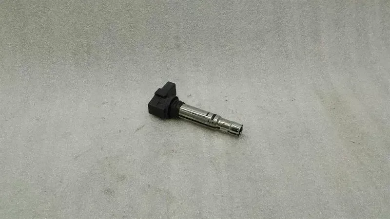 Audi A1 (8X) Audi A1 8X Ignition Coil 036906715C Ignition Coil 1.4 TFSI Body type: Hatchback
Fuel: Petrol