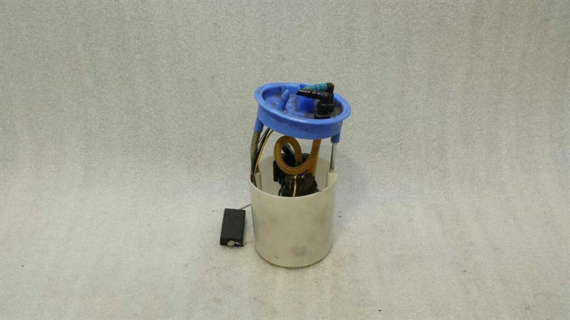 Audi A1 (8X) Audi A1 8X Fuel Pump Electric 6R0919051G Fuel Pump 1.4 TFSI Body type: Hatchback
Fuel: Petrol