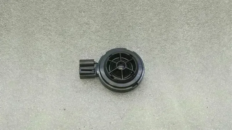 Audi A1 (8X) Audi A1 8X Speaker 8X0035399B Speaker Tweeter BOSE Body type: Hatchback
Fuel: Petrol