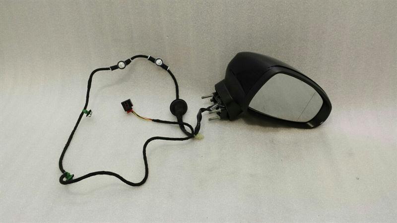 Audi A1 (8X) Audi A1 8X Right Door Mirror RHD Right Handlebar 8X2857410P Body type: Hatchback
Fuel: Petrol