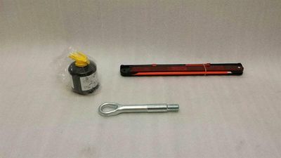 MERCEDES A Klasa W176 SAVER KIT A0005832512 ZESTAW PODNOŚNIKÓW