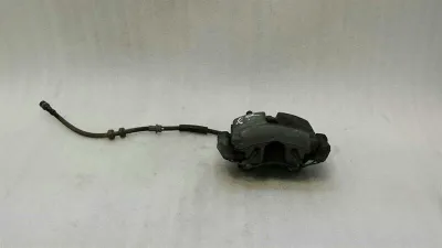 Audi A1 8X Zacisk hamulcowy prawy przedni Zacisk hamulcowy prawy przedni