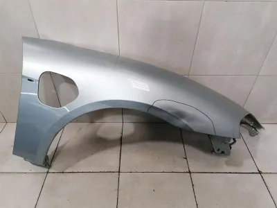 Porsche Taycan 9J дясно крило 9J1821102AY С ЕЛЕКТРИЧЕСКА ВРАТА Преден десен калник