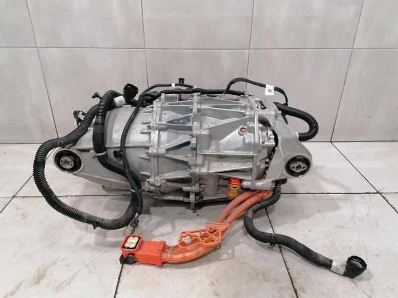 Tesla Model 3 Engine TESLA MODEL 3 LONG RANGE AWD Engine REAR REAR 1...