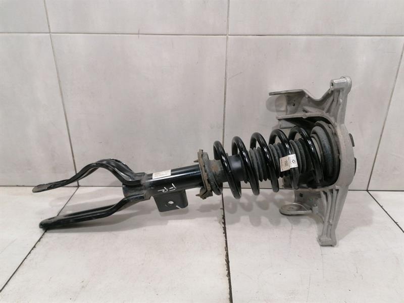Tesla Model 3 Tesla Model 3 Long Range Shock Absorber Front 1044368-00-F Front Shock Absorber Body type: Hatchback
Fuel: ELECTRIC