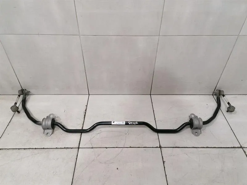 Tesla Model 3 Long Range Anti Roll Bar Rear 1044485-00-A Rear Stabilizer Bar