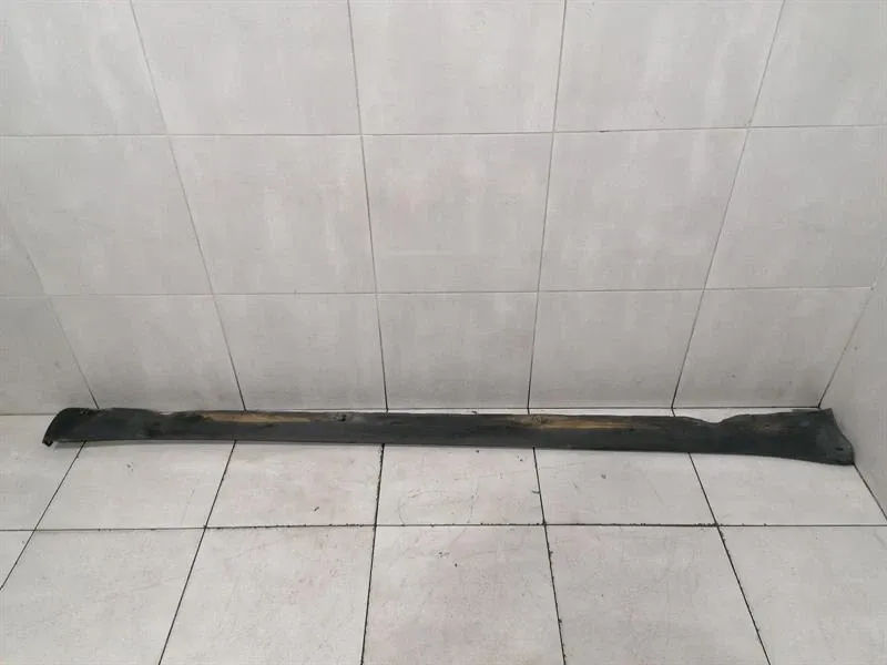 TESLA MODEL 3 LONG RANGE RIGHT Side Skirt 1089829-00-E Side Sills RIGHT
