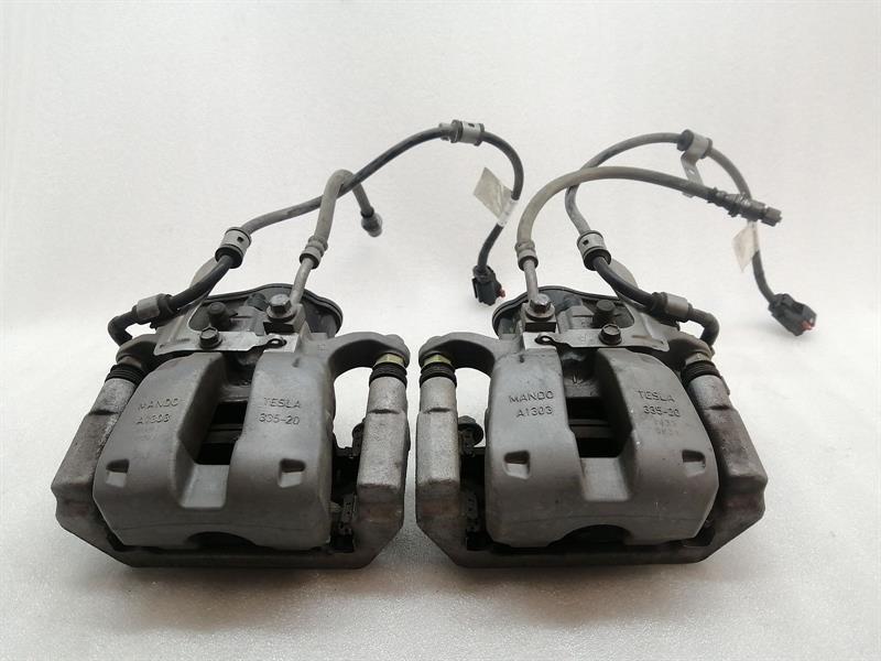 Tesla Model 3 Brake caliper Tesla Model 3 Long Range Brake Caliper REAR SET...