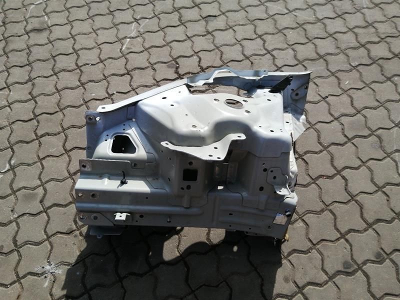 Tesla Model 3 LONG RANGE Right Front Chassis Leg 1073792-S0-K Re Front Wheelhouse