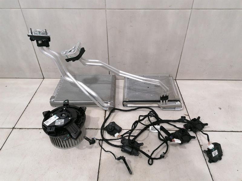 Tesla Model 3 Heater Matrix Tesla Model 3 Long Range Heater Matrix RHD TESL...