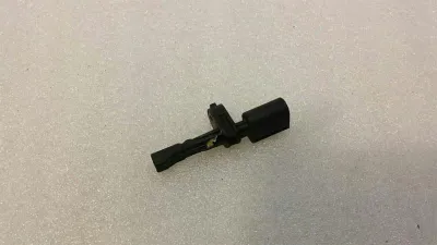 Audi A3 8V Facelift aizmugurējais A.B.S sensors WHT003864 ABS sensors aizmugurē