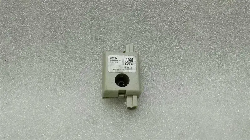 BMW X1 (F48) BMW X1 F48 Aerial / Antenna 2622341 Antenna Body type: SUV
Fuel: Petrol