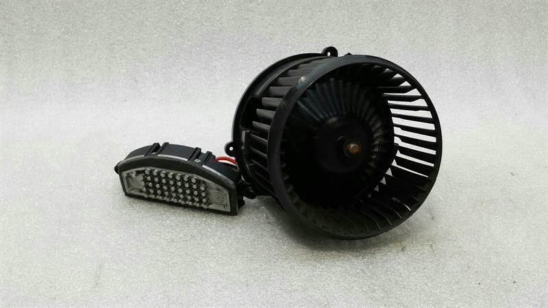 BMW X1 (F48) BMW X1 F48 RHD Heater Blower 9297752 Right Hand Drive 9377854 Body type: SUV
Fuel: Petrol