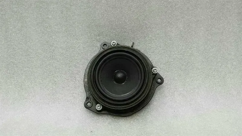 BMW X1 (F48) BMW X1 F48 Speakers 9274700 Speakers Body type: SUV
Fuel: Petrol