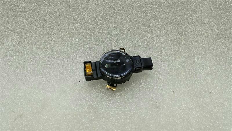 BMW X1 (F48) BMW X1 F48 Rain Light Sensor 9496242 Rain Light Sensor Body type: SUV
Fuel: Petrol