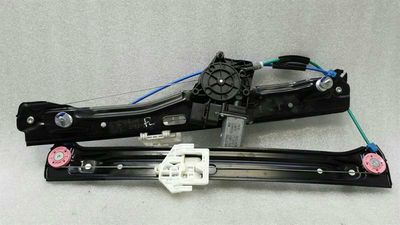 BMW X1 F48 Lewy przedni podnośnik szyby 7349513