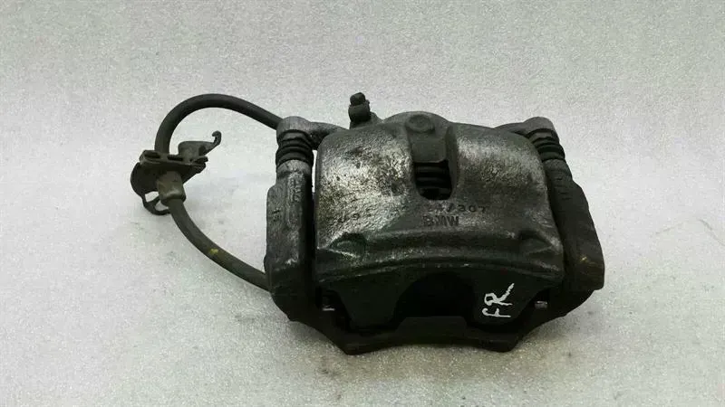 BMW X1 (F48) BMW X1 F48 Right Front Caliper 6860266 Brake Caliper Front Right Body type: SUV
Fuel: Petrol