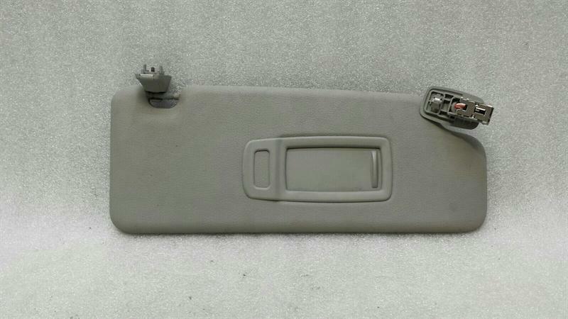 BMW X1 (F48) BMW X1 F48 Right Sun Visor 7452554 Sun Visor Trim Panel Right Body type: SUV
Fuel: Petrol